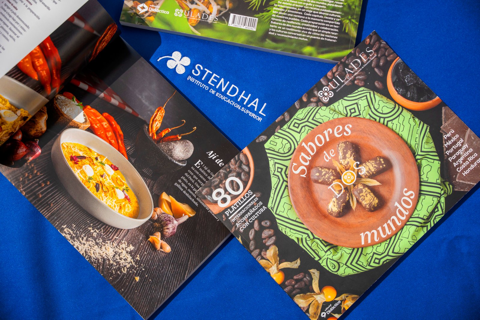 Presentación del libro gastronómico Sabores de Dos Mundos en Arequipa por Stendhal